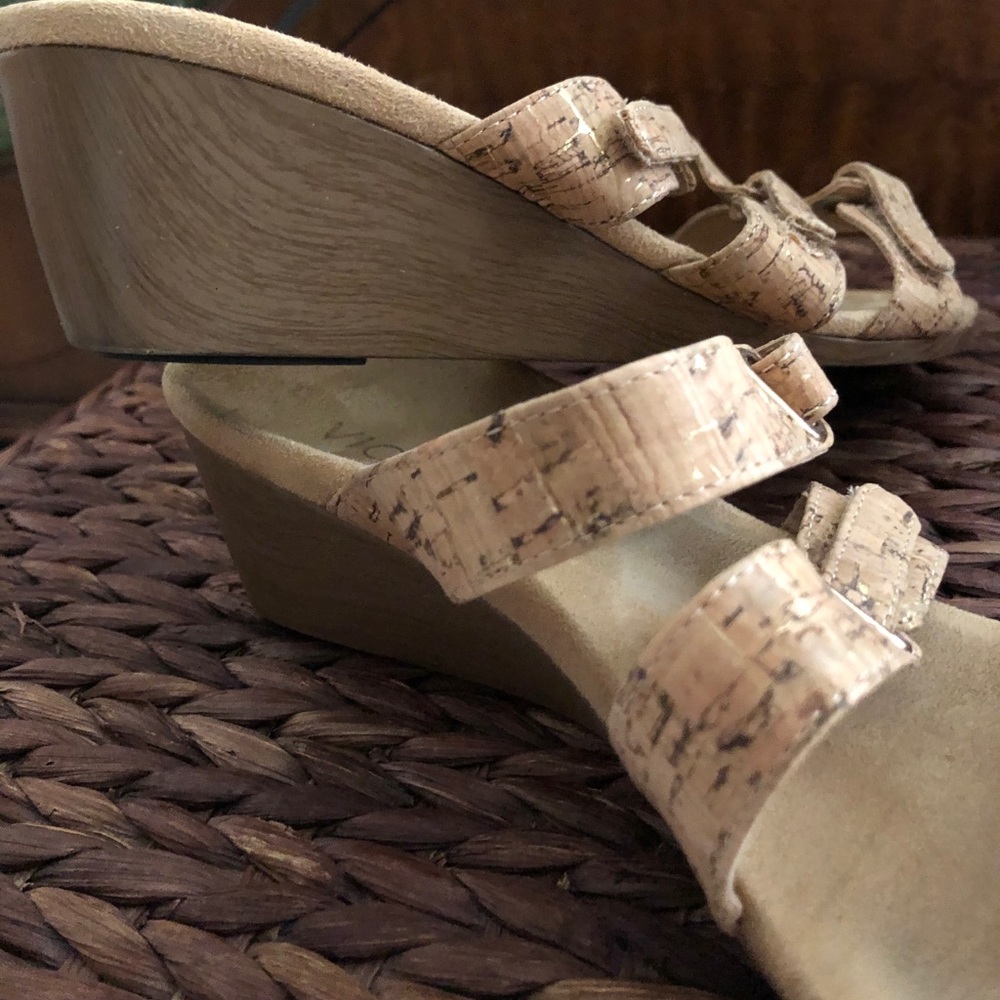 Vionic Adjustable Wedges - image 3